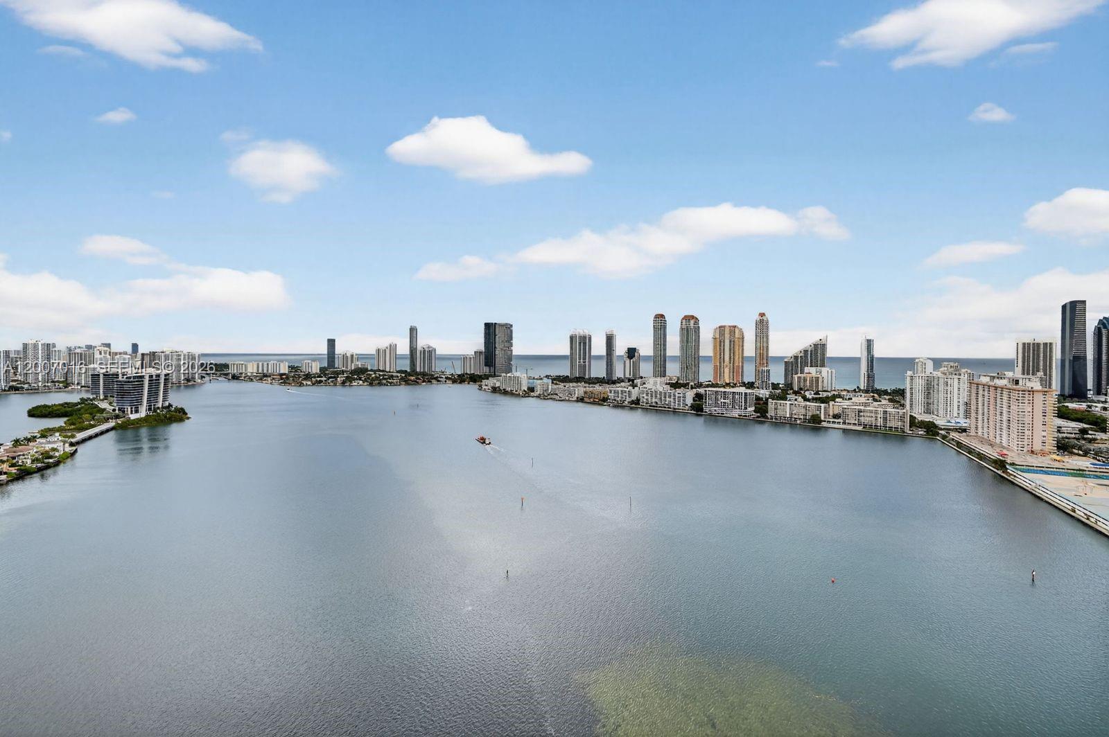 2600 Island Blvd #PH-1 Aventura, FL 33160