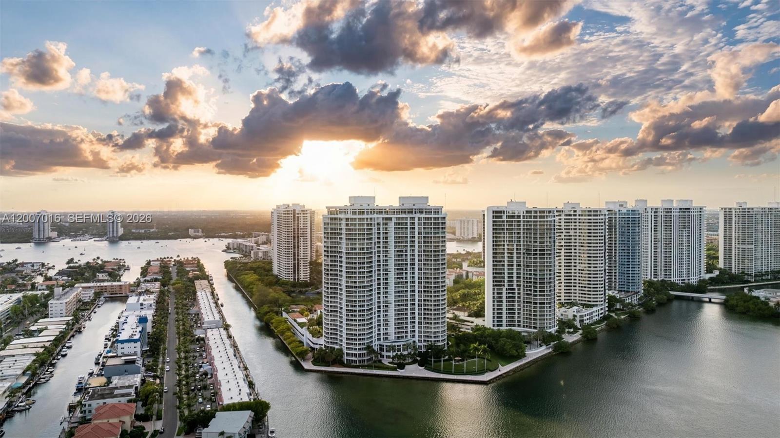 2600 Island Blvd #PH-1 Aventura, FL 33160