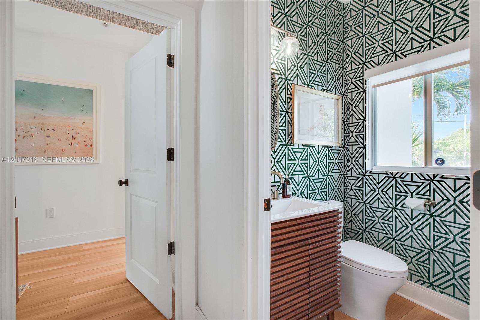 815 NE 76th St Miami, FL 33138