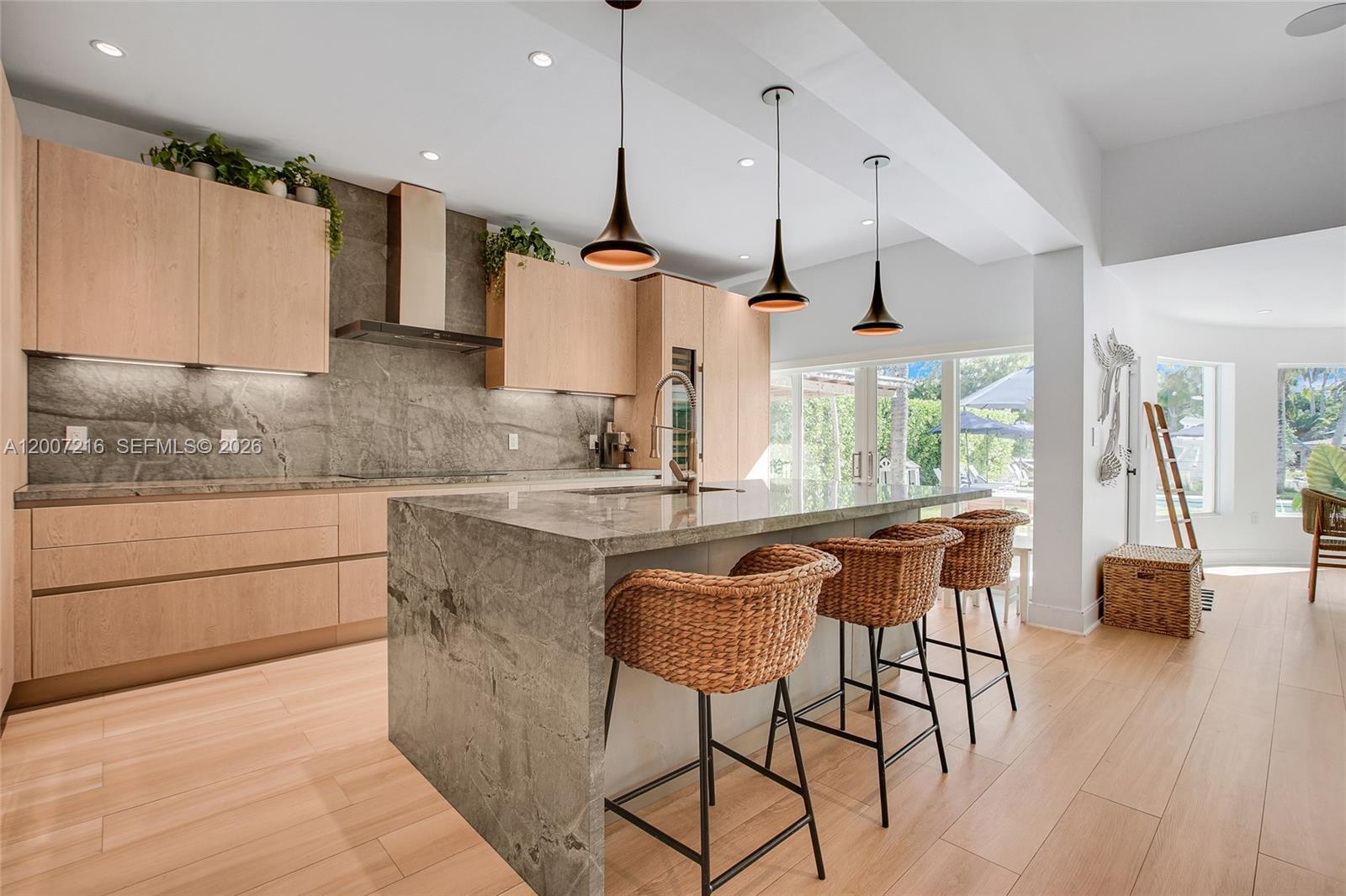 815 NE 76th St Miami, FL 33138