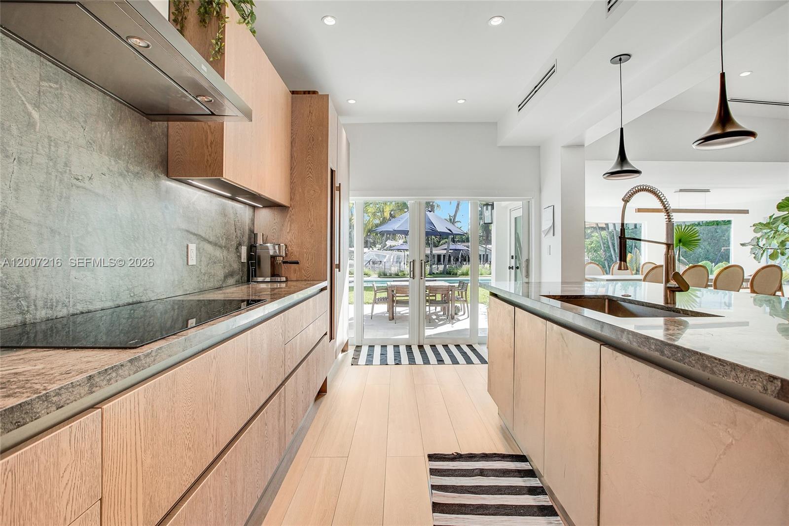 815 NE 76th St Miami, FL 33138