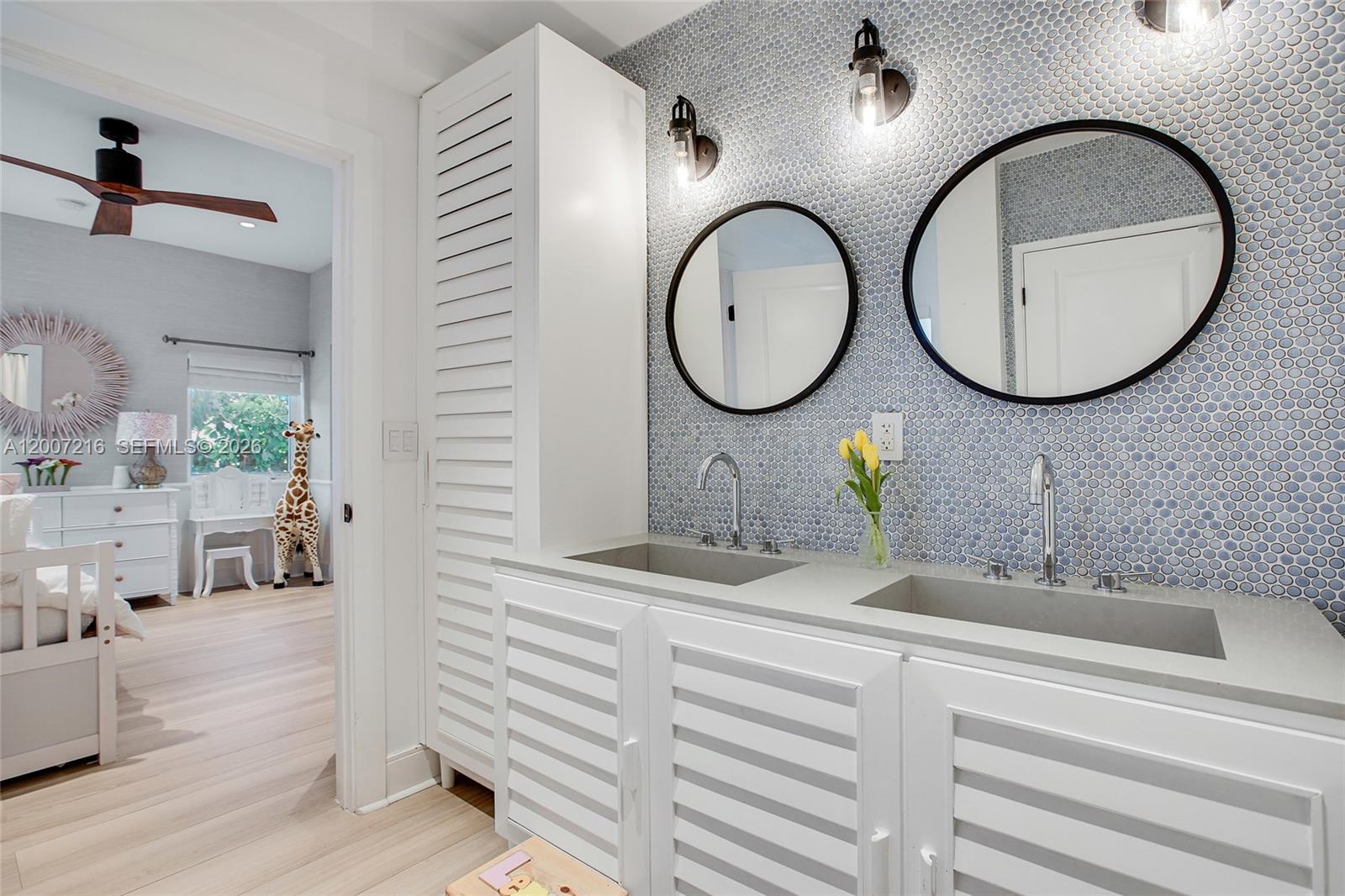 815 NE 76th St Miami, FL 33138