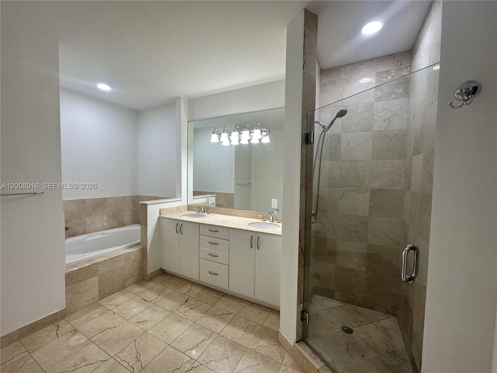 3054 Mcdonald St #8 Miami, FL 33133