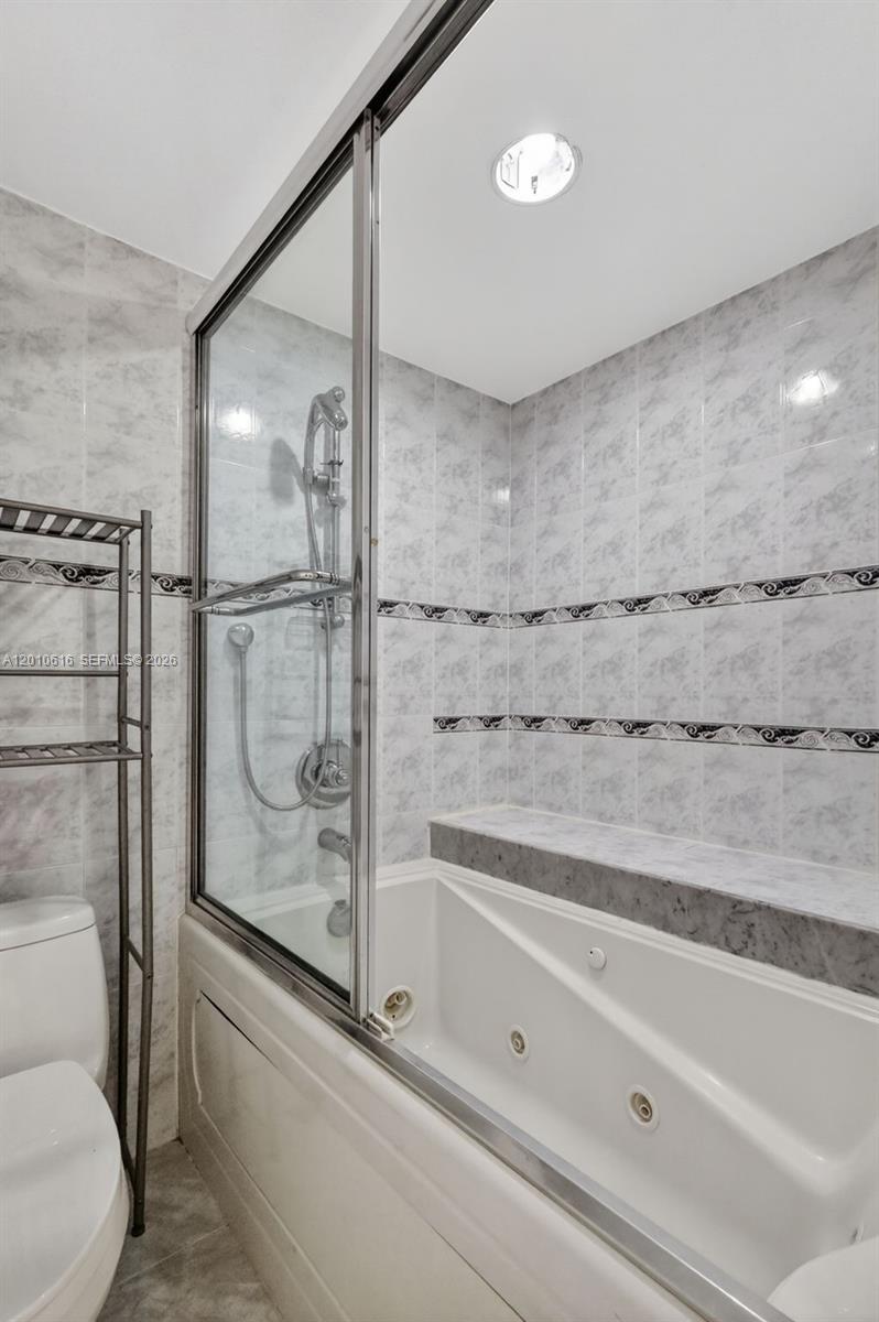 1849 S Ocean Dr #1402 Hallandale Beach, FL 33009