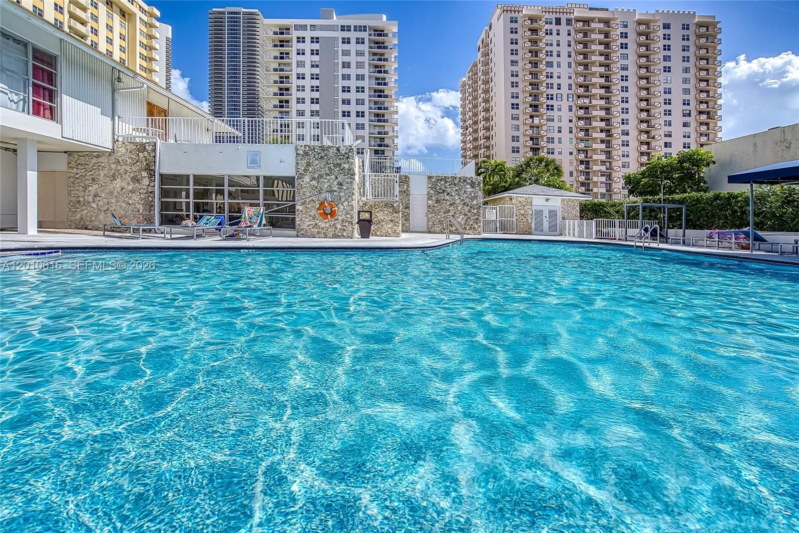1849 S Ocean Dr #1402 Hallandale Beach, FL 33009