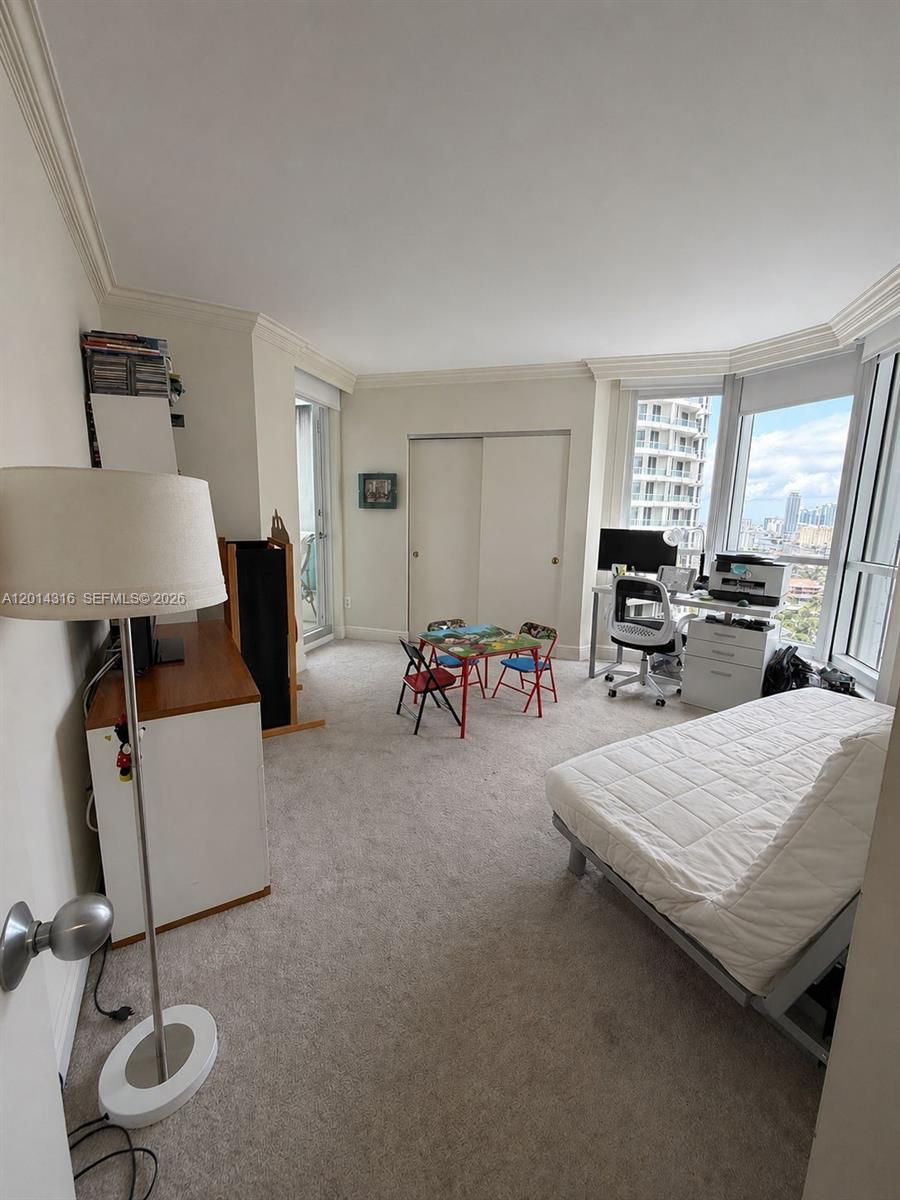 21055 Yacht Clb Dr #2403 Aventura, FL 33180