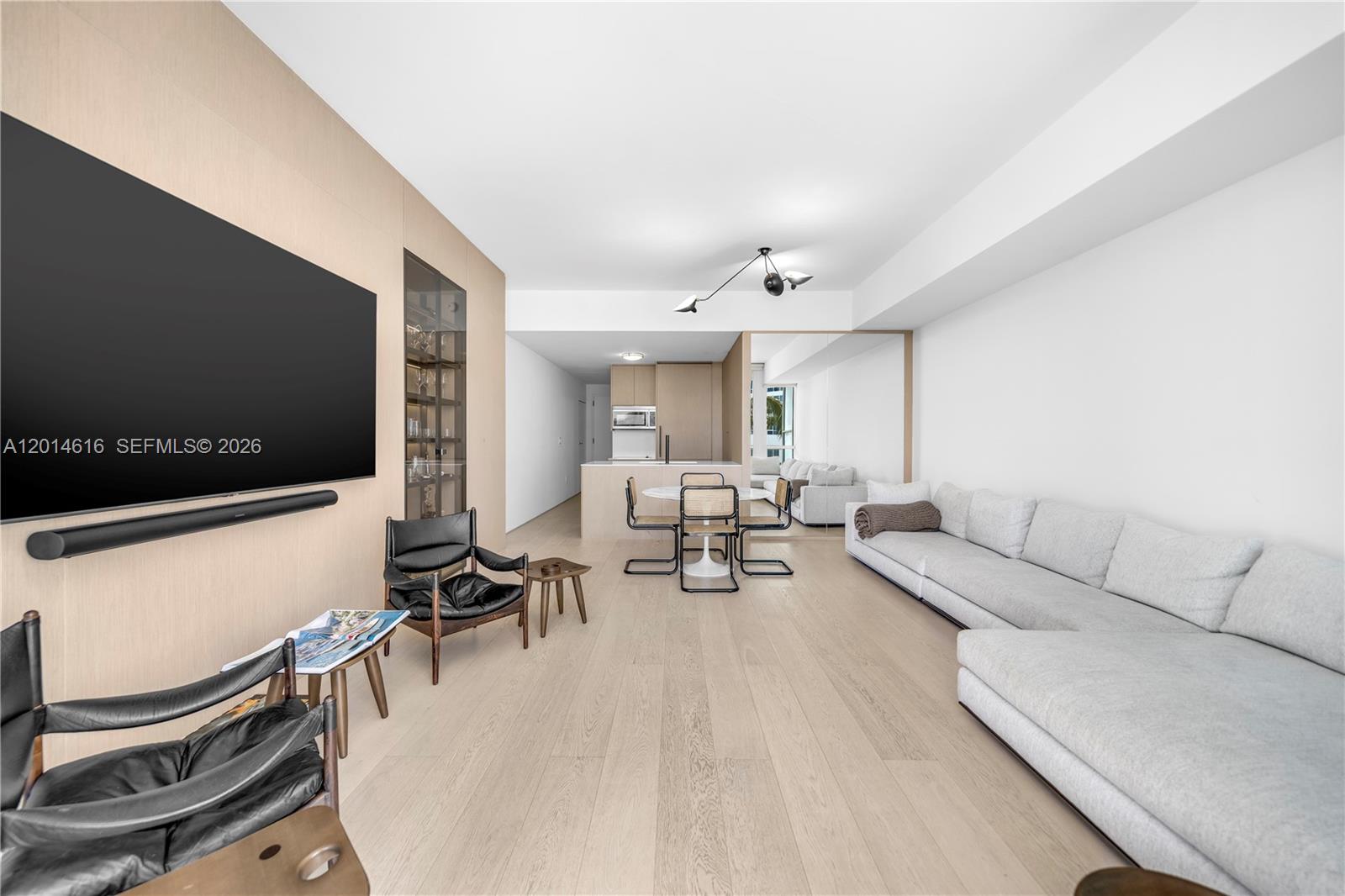 50 S Pointe Dr #607 Miami Beach, FL 33139
