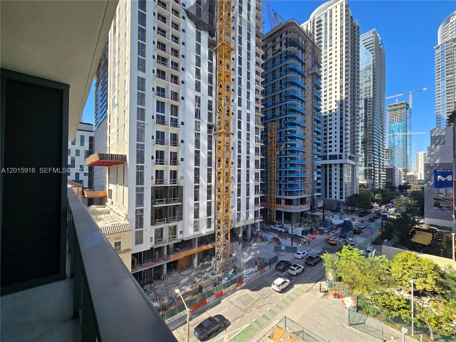 121 NE 5th St #709 Miami, FL 33132