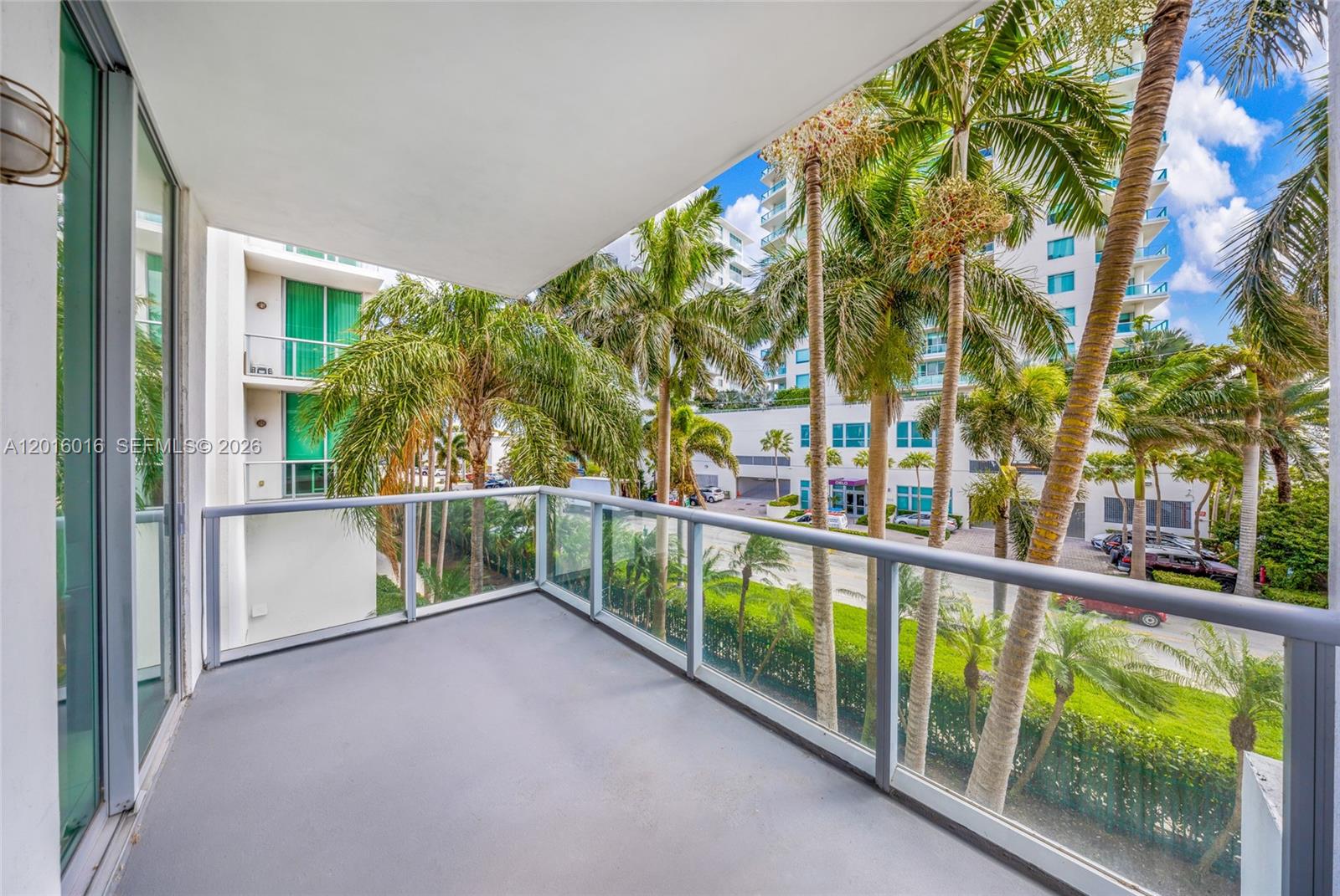 image Eloquence on the Bay21