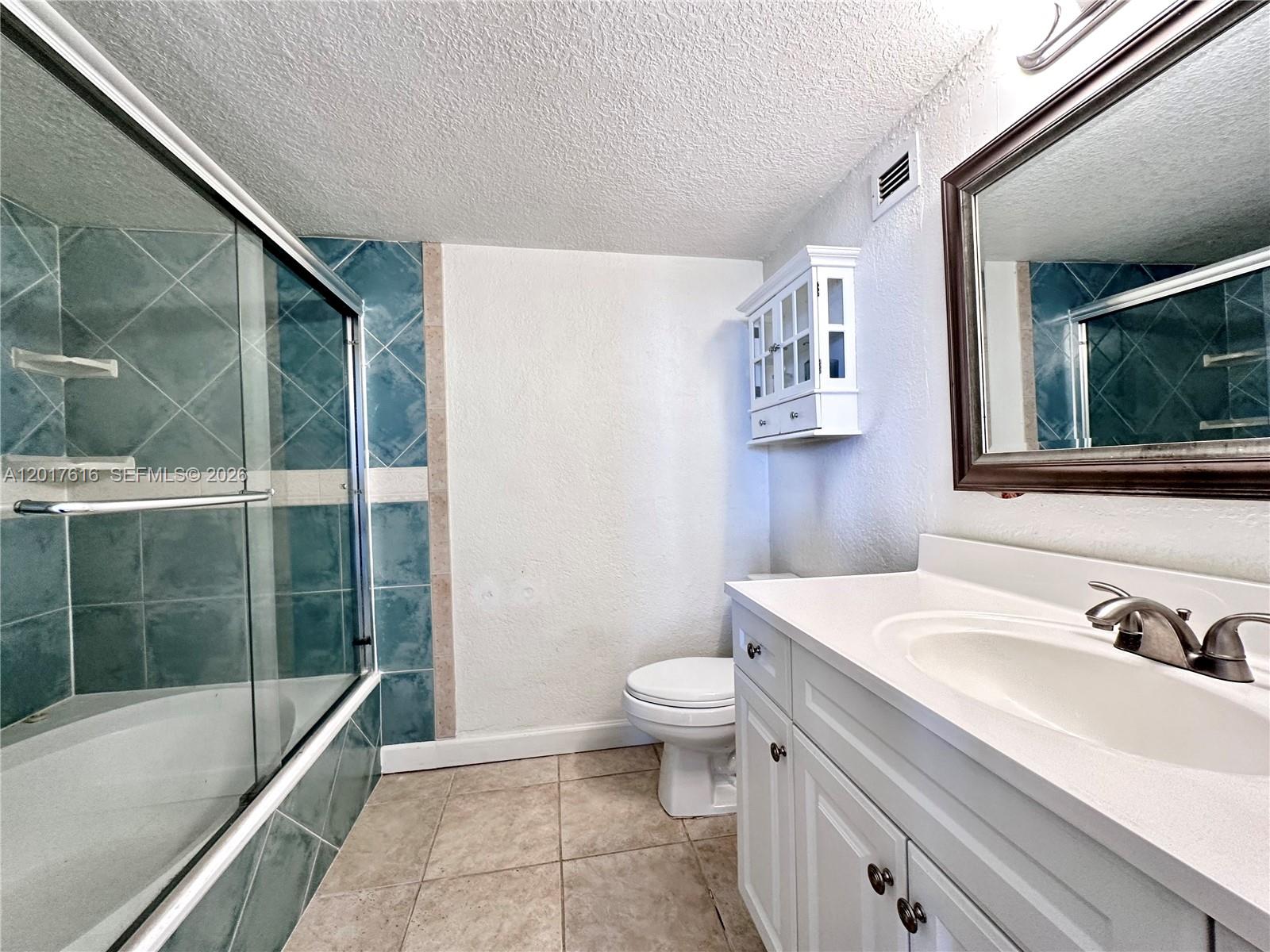 800 Parkview Dr #1007 Hallandale Beach, FL 33009
