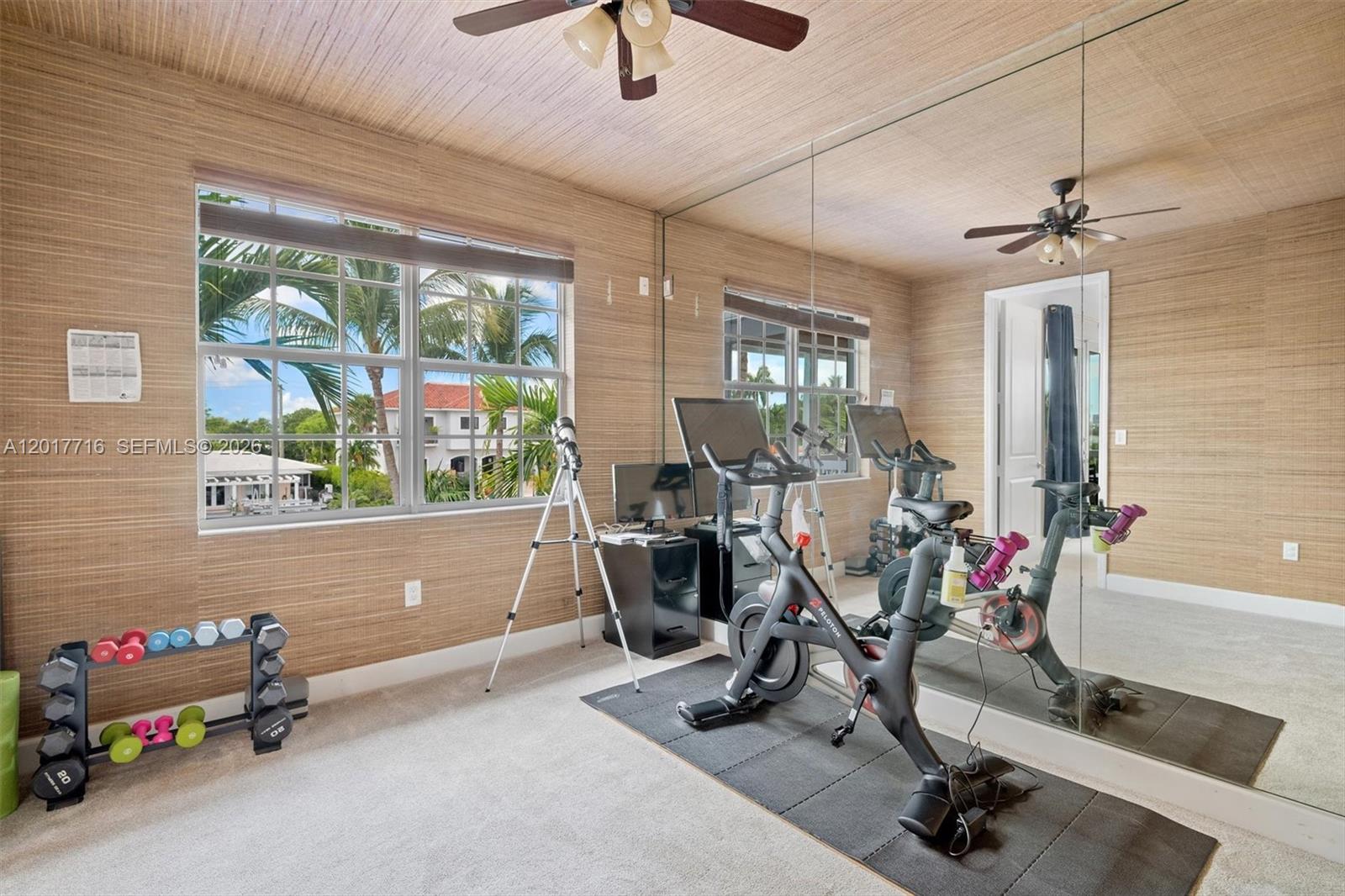 2310 Bayview Ln North Miami, FL 33181