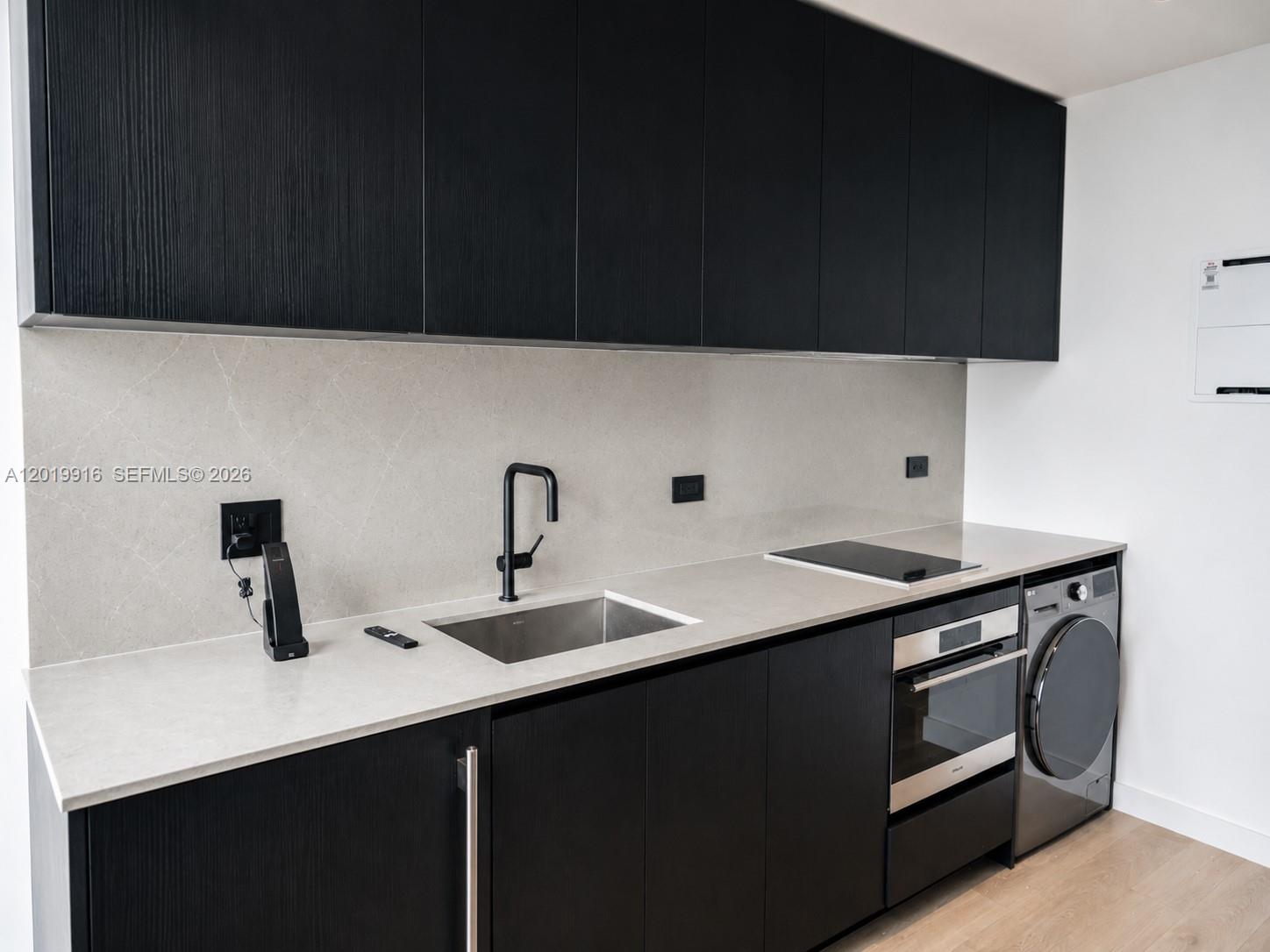 20 NE 11st St #3112B Miami, FL 33132