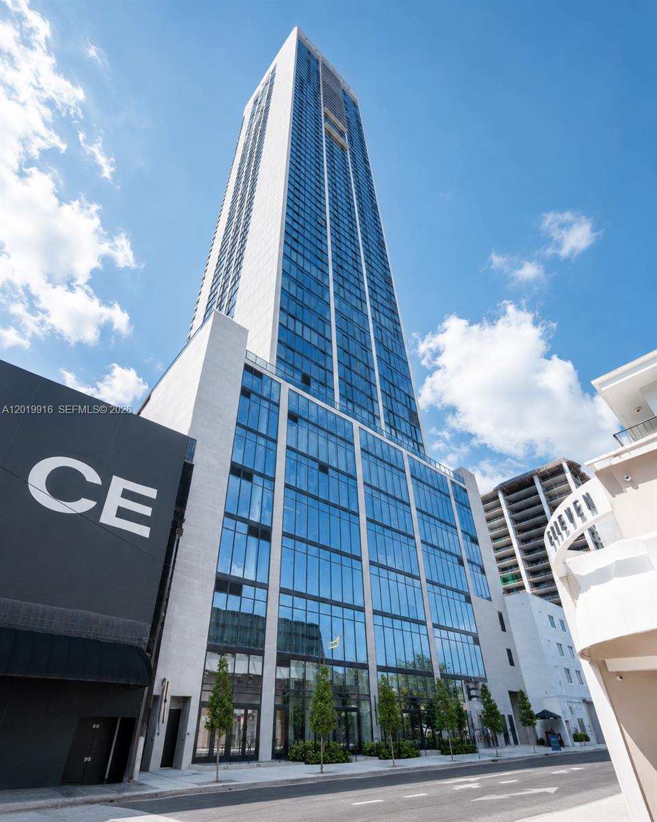 20 NE 11st St #3112B Miami, FL 33132