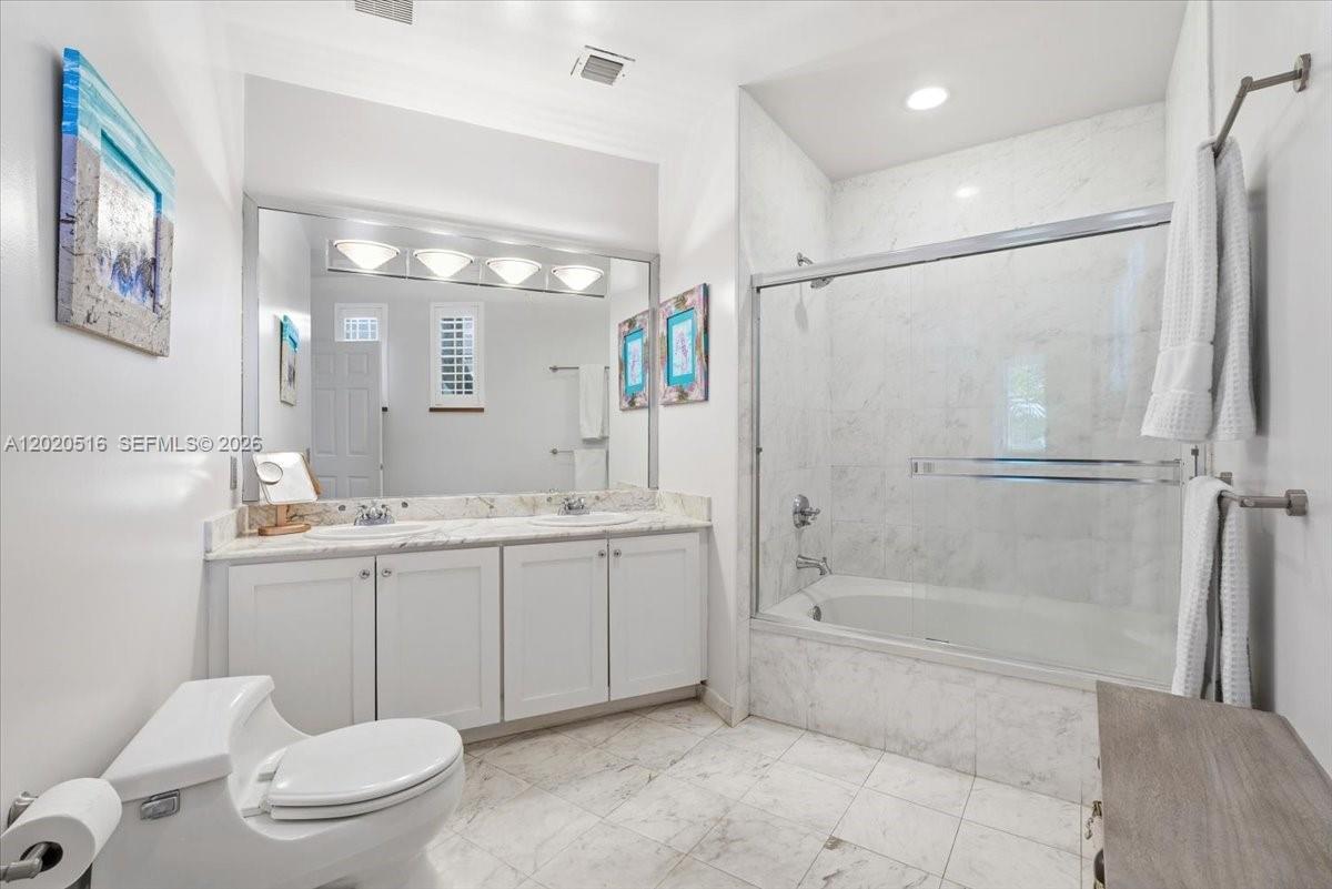 2917 Jackson Ave #6 Miami, FL 33133