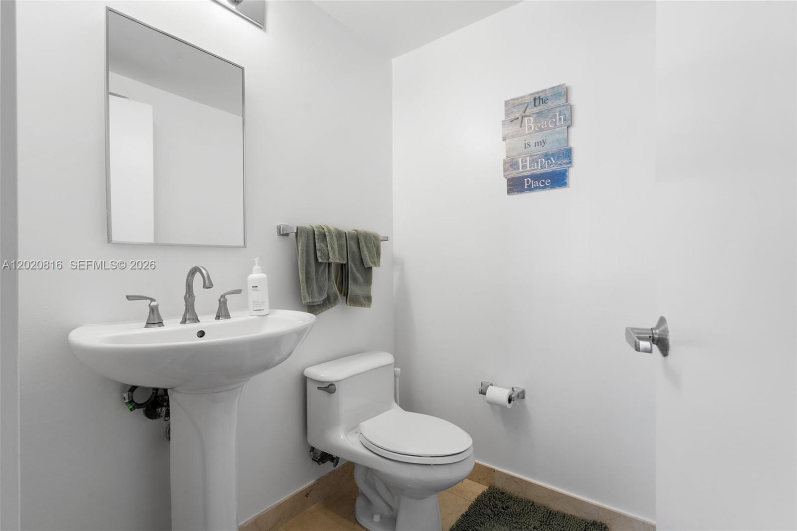 6365 Collins Ave #1909 Miami Beach, FL 33141