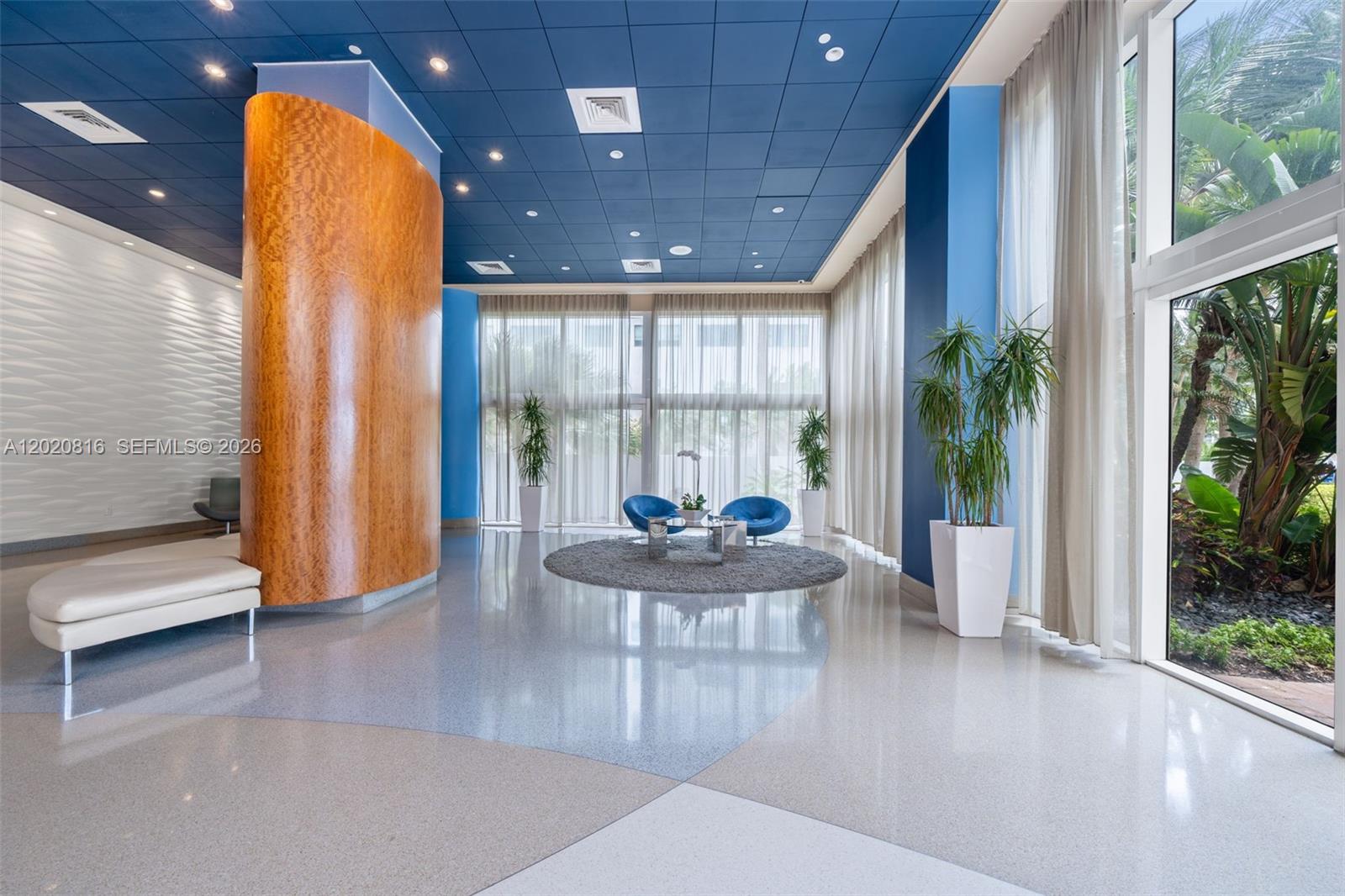 6365 Collins Ave #1909 Miami Beach, FL 33141