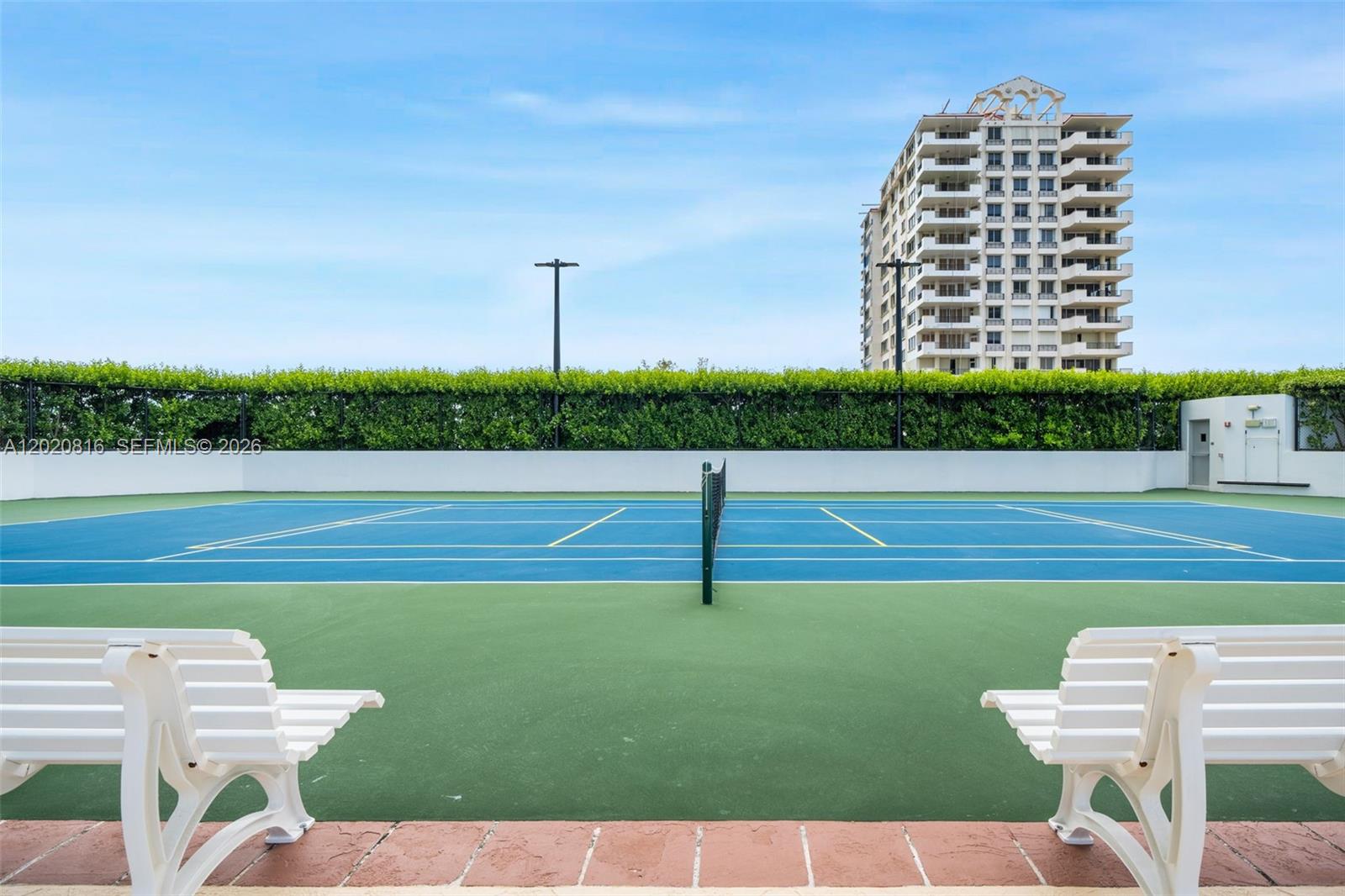6365 Collins Ave #1909 Miami Beach, FL 33141