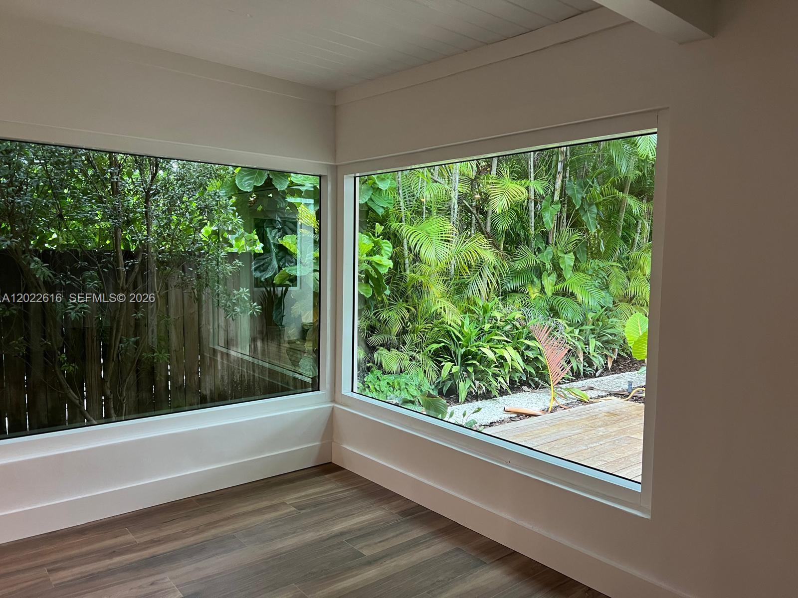6851 SW 77th Ter South Miami, FL 33143