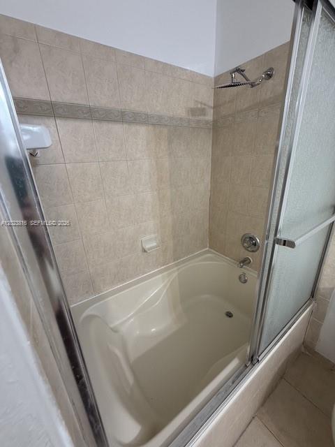 11419 NW 76th Ter Doral, FL 33178