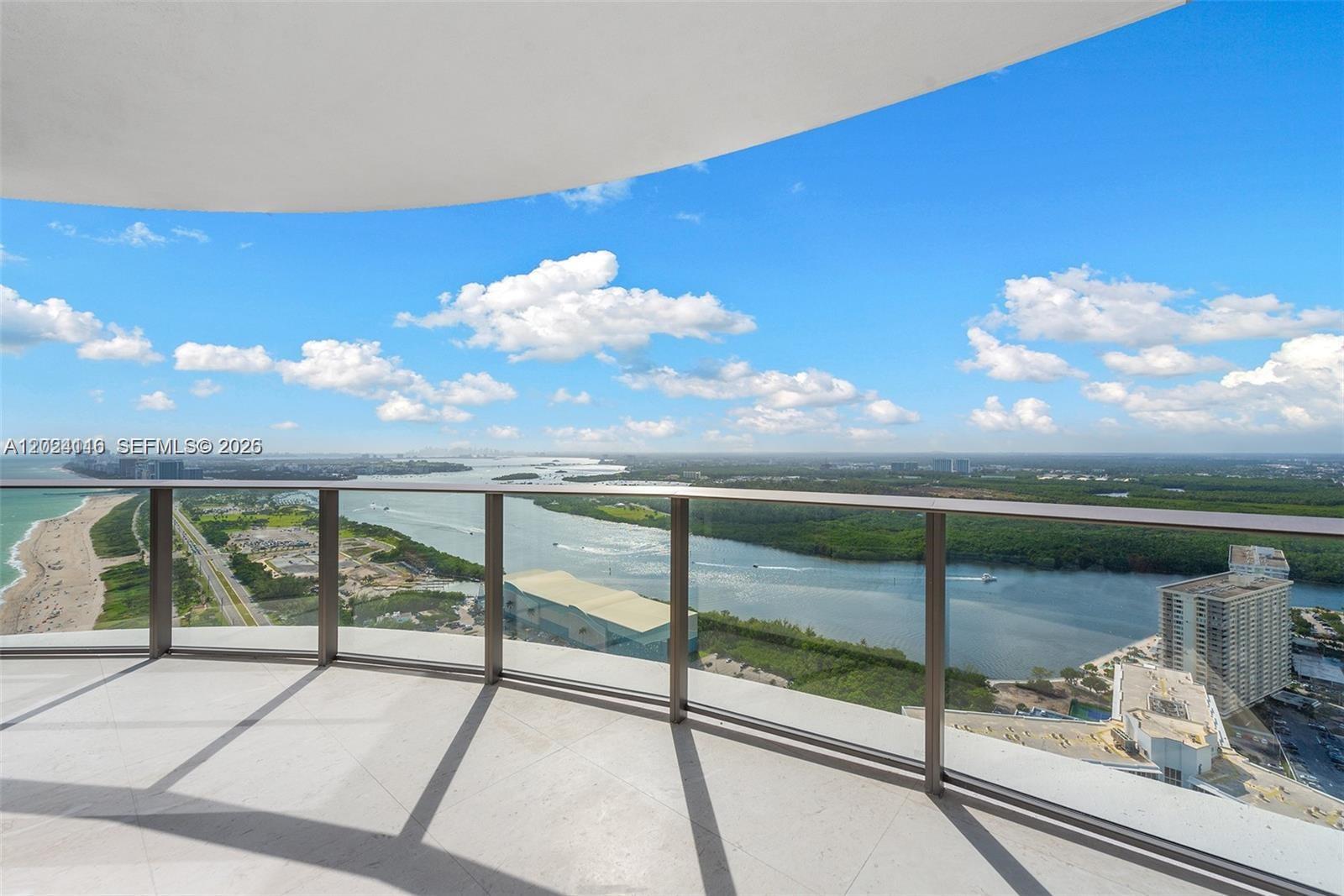 15701 Collins Ave #4105 Sunny Isles Beach, FL 33160