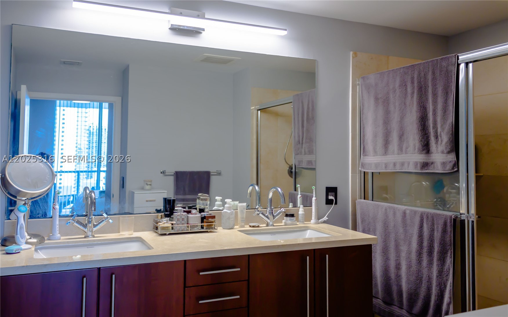 image Axis on Brickell North16