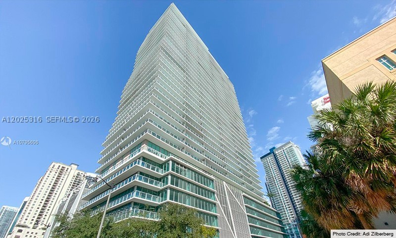 image Axis on Brickell North24