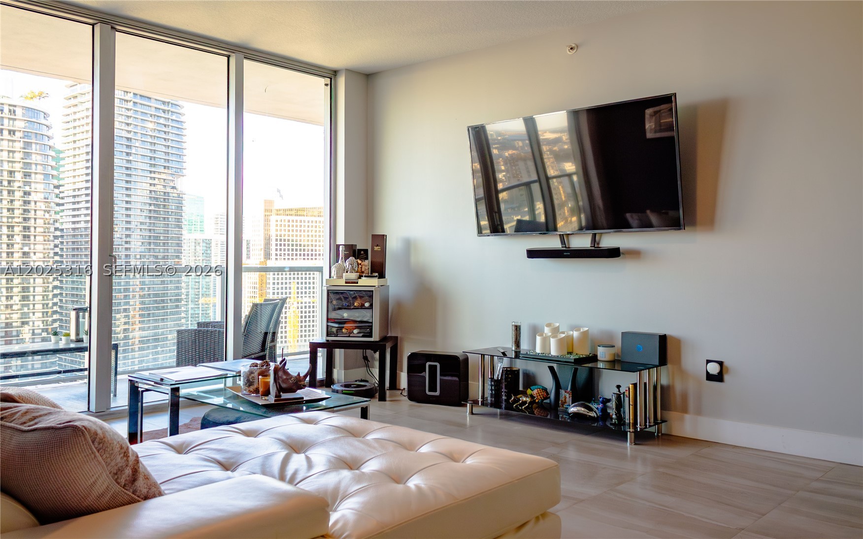 image Axis on Brickell North2