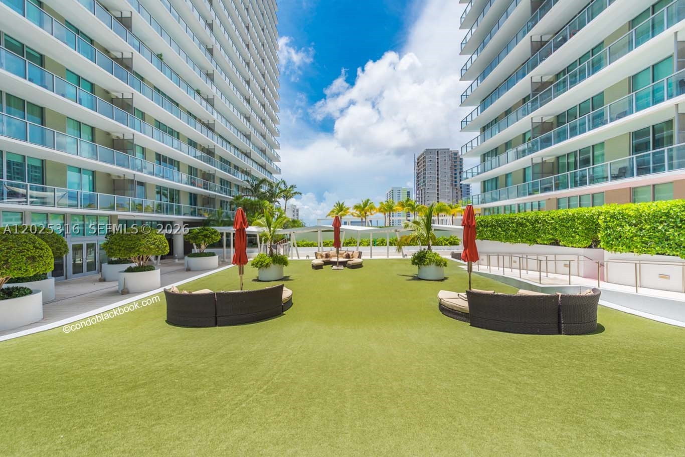 image Axis on Brickell North37