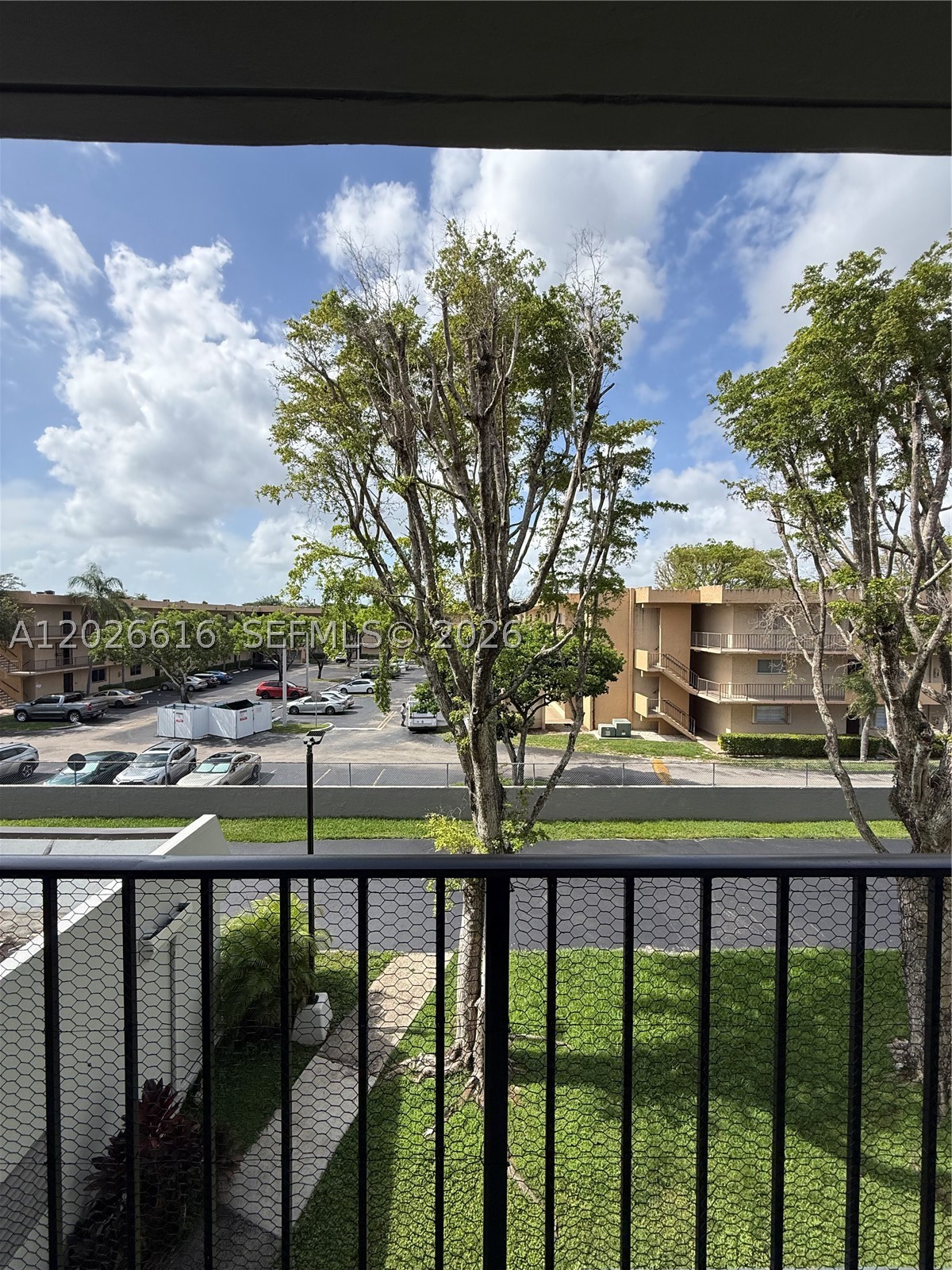 10431 N Kendall Dr #D306