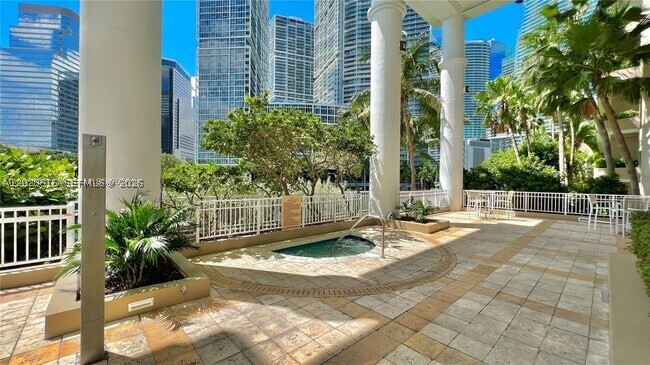 image Courts Brickell Key18