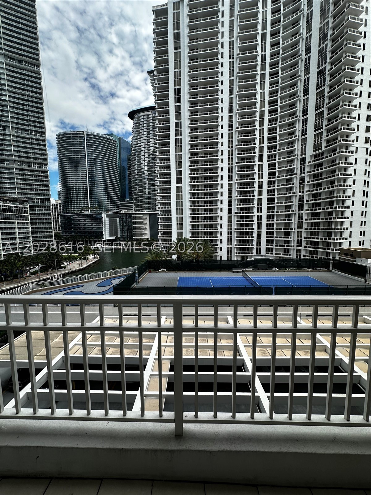 image Courts Brickell Key1