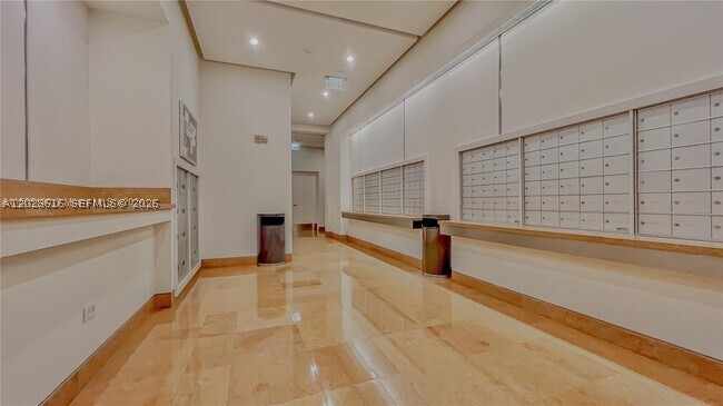 image Courts Brickell Key23