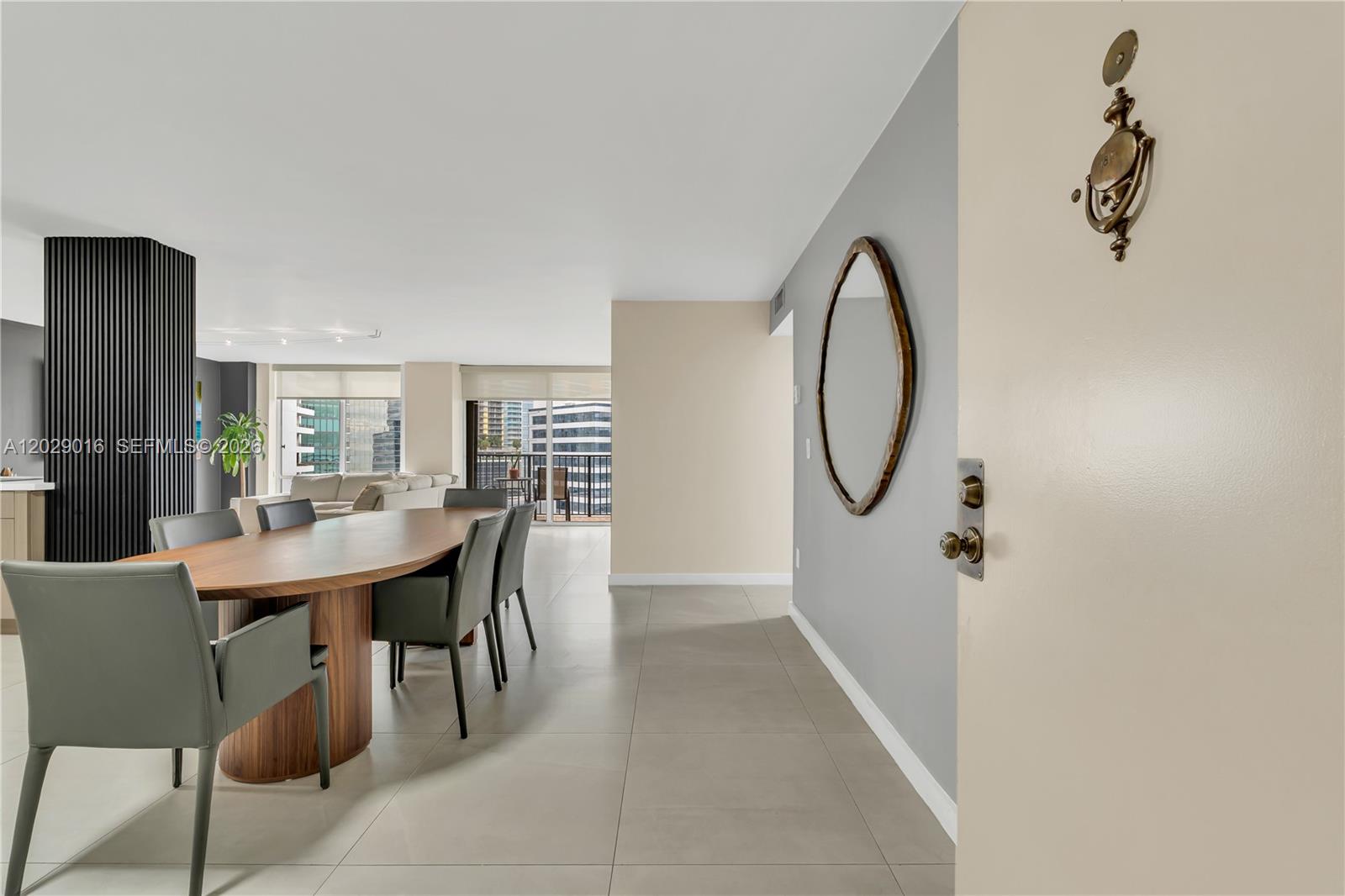 1450 Brickell Bay Dr #1815 Miami, FL 33131