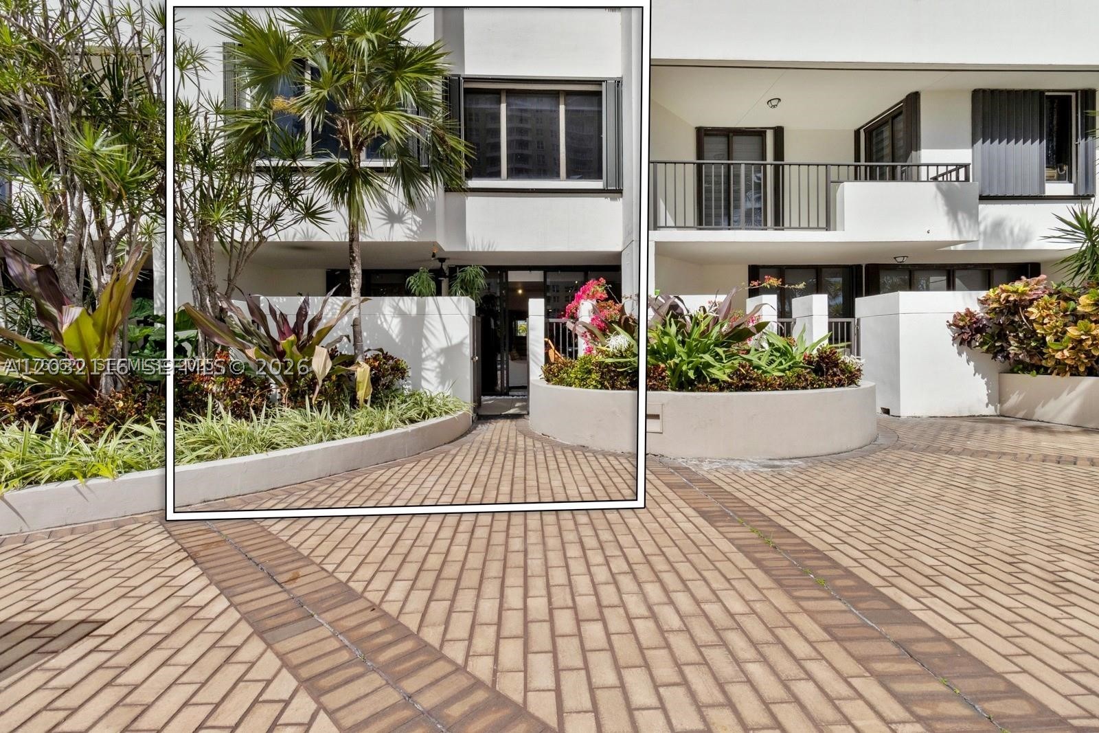 image Brickell Key One12