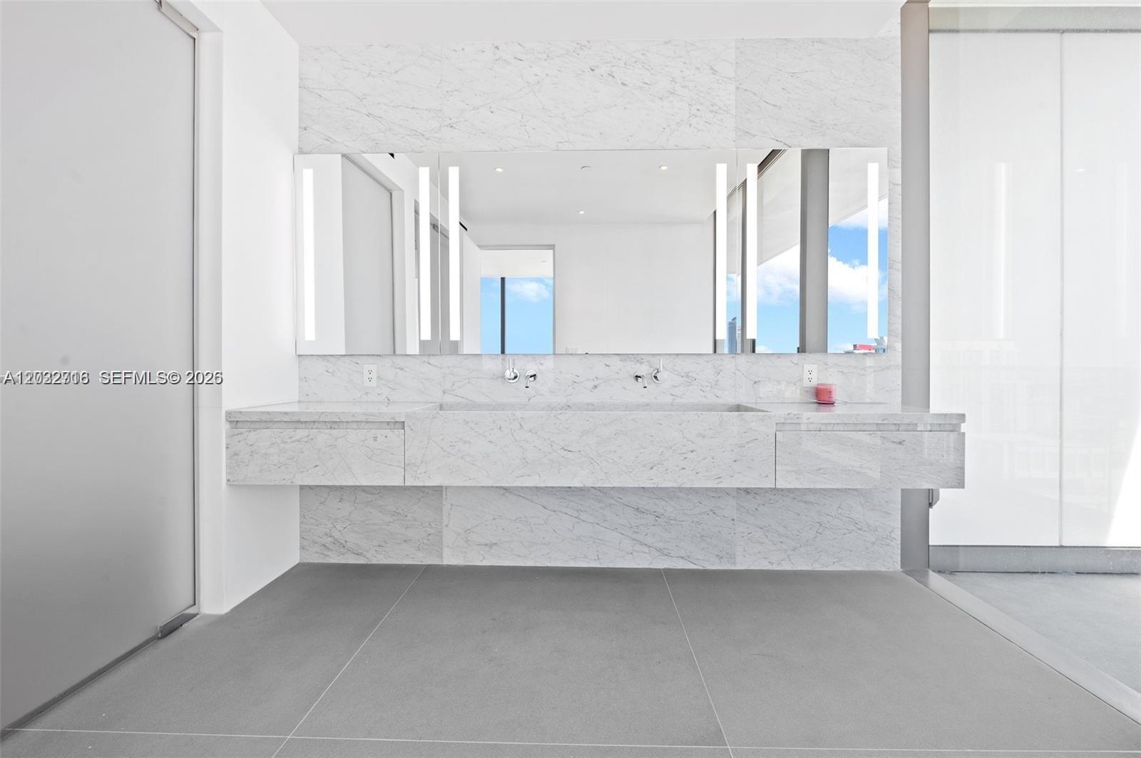 2000 S Ocean Dr #25A Hallandale Beach, FL 33009