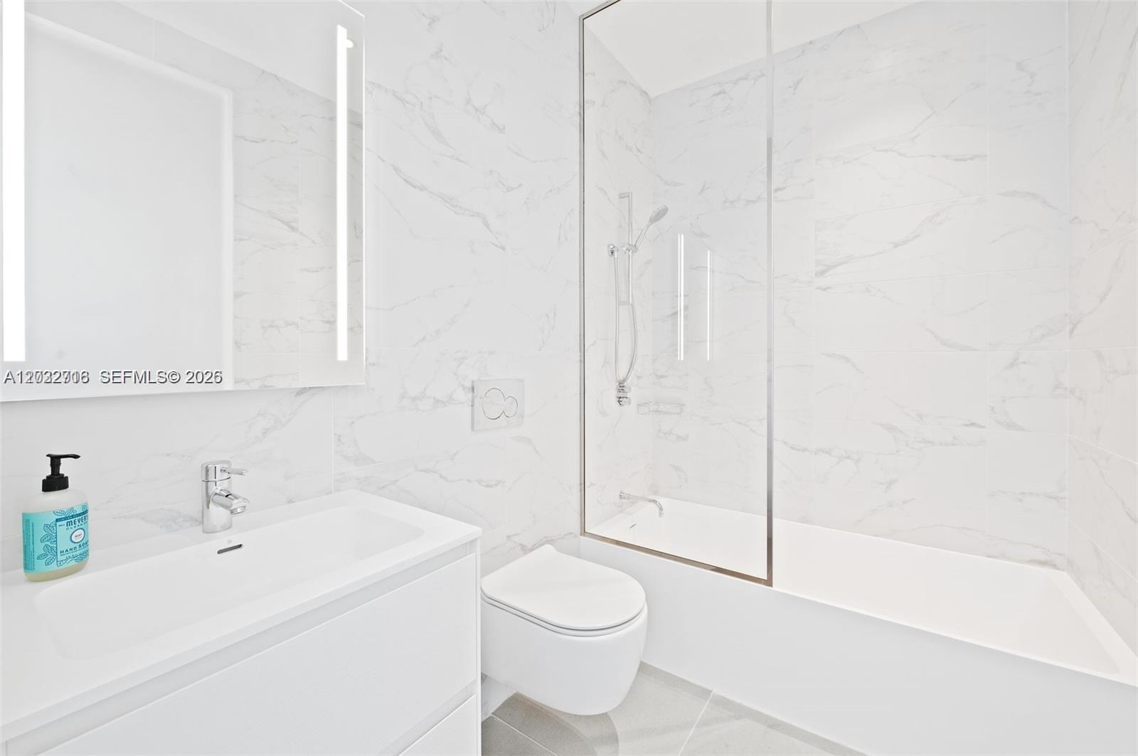 2000 S Ocean Dr #25A Hallandale Beach, FL 33009