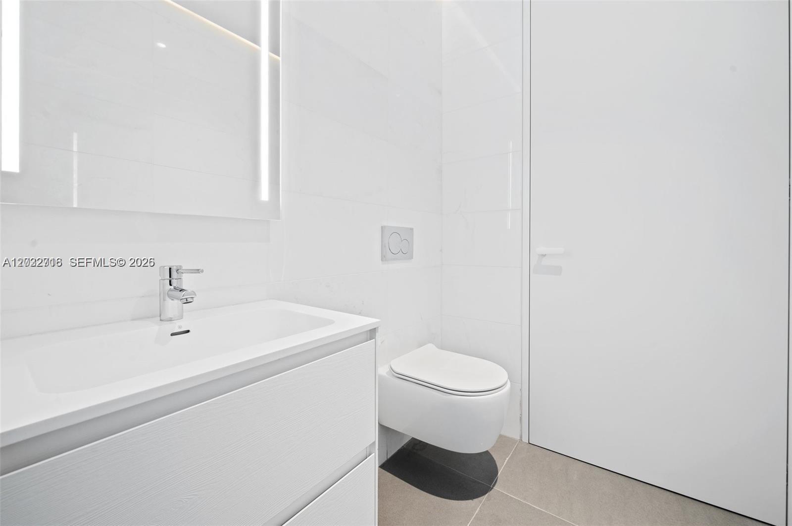 2000 S Ocean Dr #25A Hallandale Beach, FL 33009