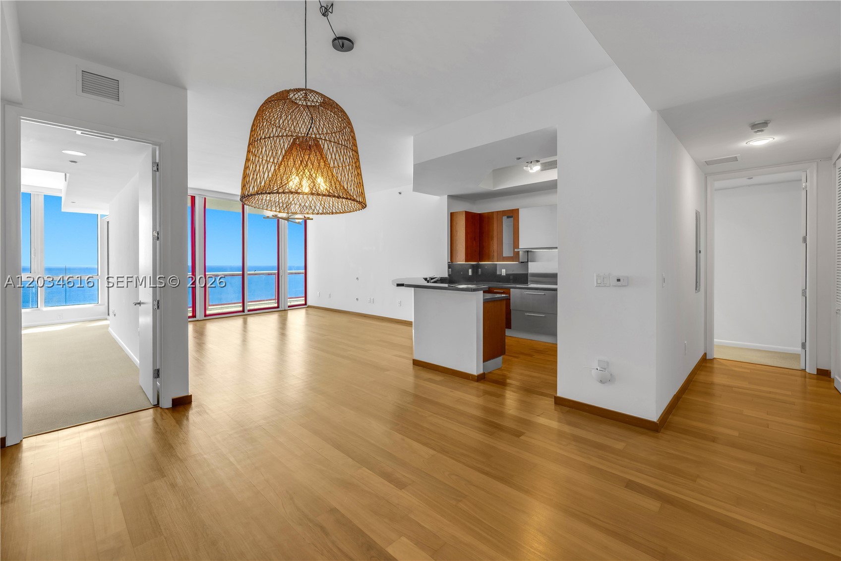 image Continuum South Beach South Tower19