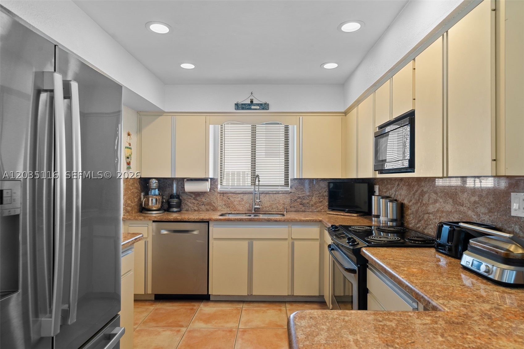 2447 SE 15th St Pompano Beach, FL 33062