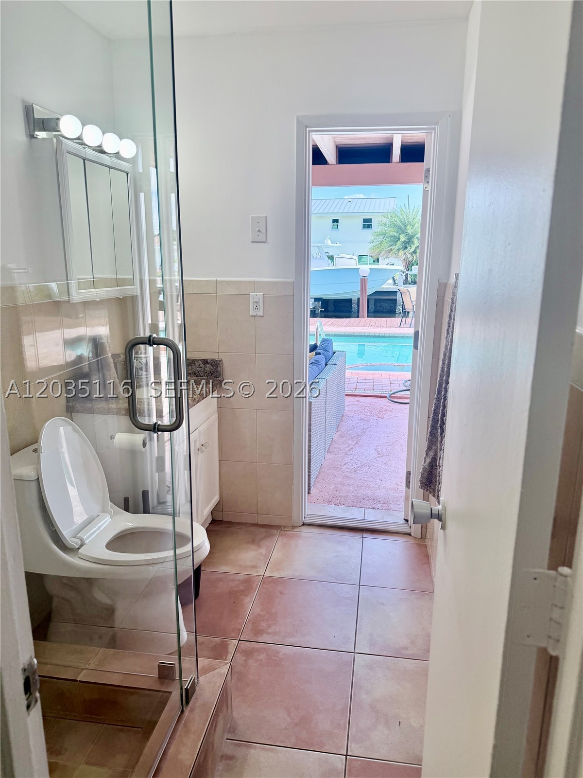 2447 SE 15th St Pompano Beach, FL 33062