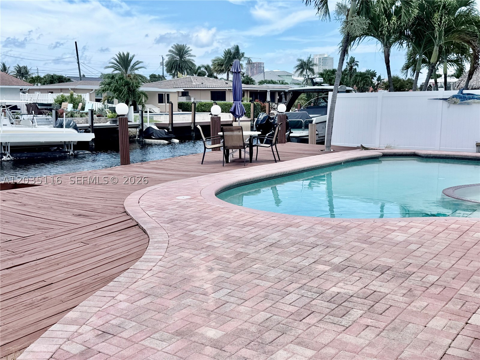 2447 SE 15th St Pompano Beach, FL 33062