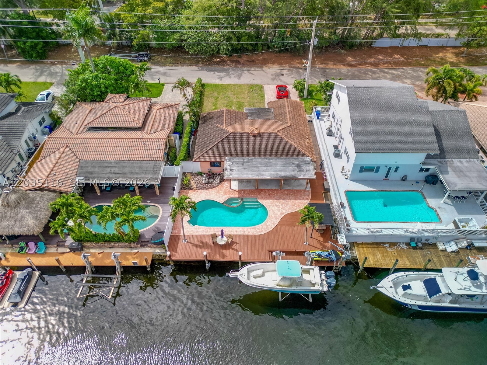 2447 SE 15th St Pompano Beach, FL 33062