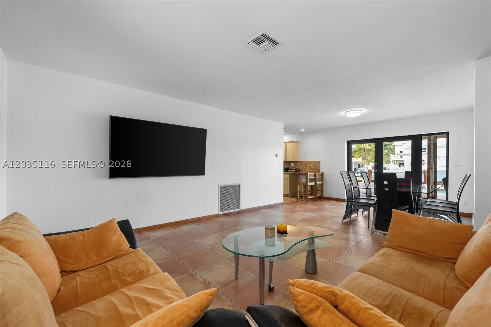 2447 SE 15th St Pompano Beach, FL 33062