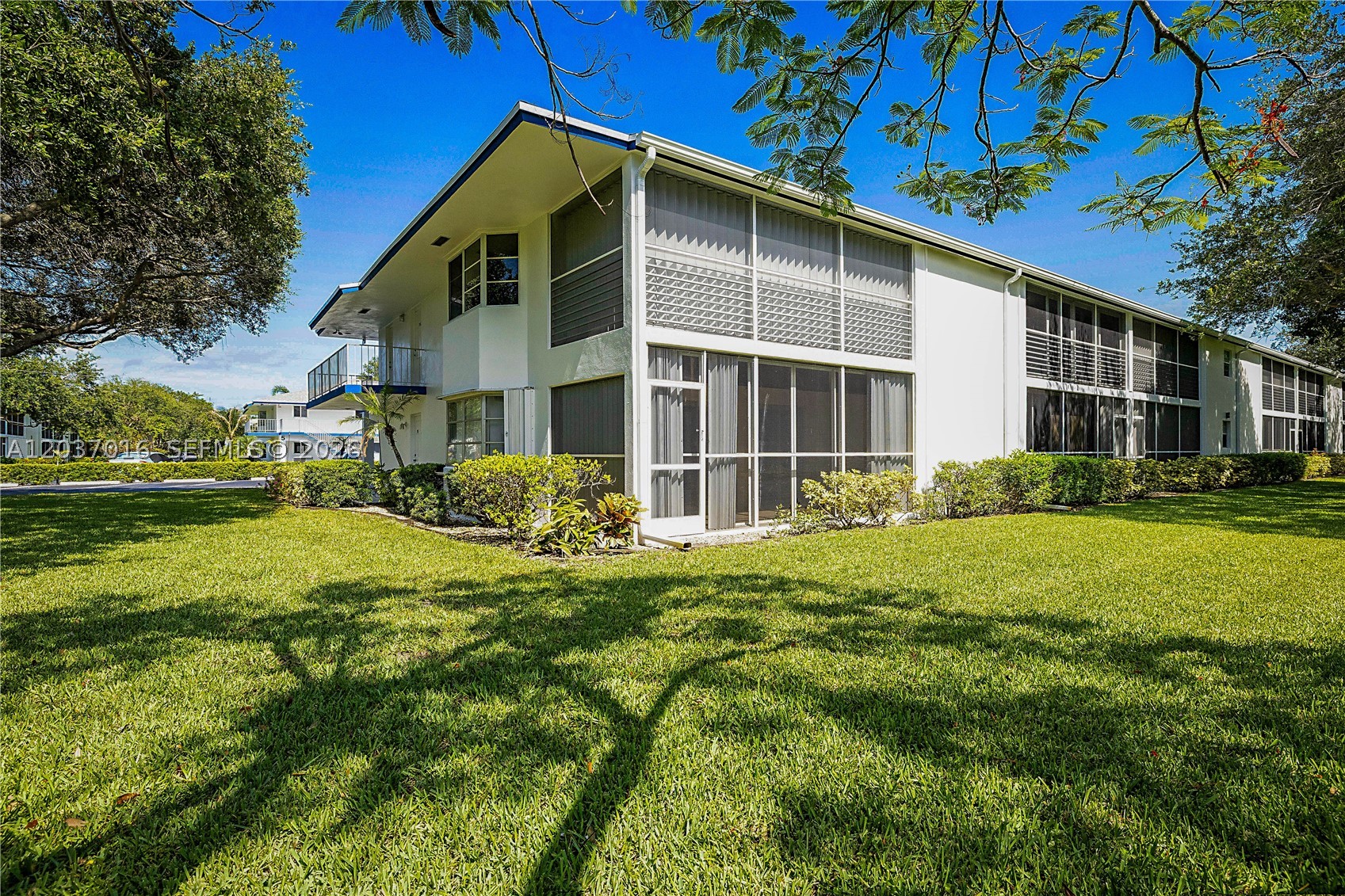 7 Westwood Ave #106C