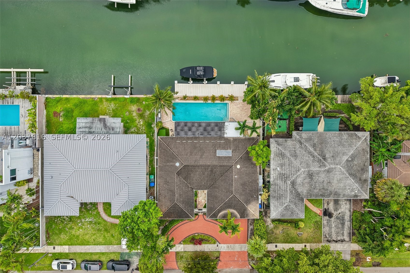 1140 NE 87th St Miami, FL 33138