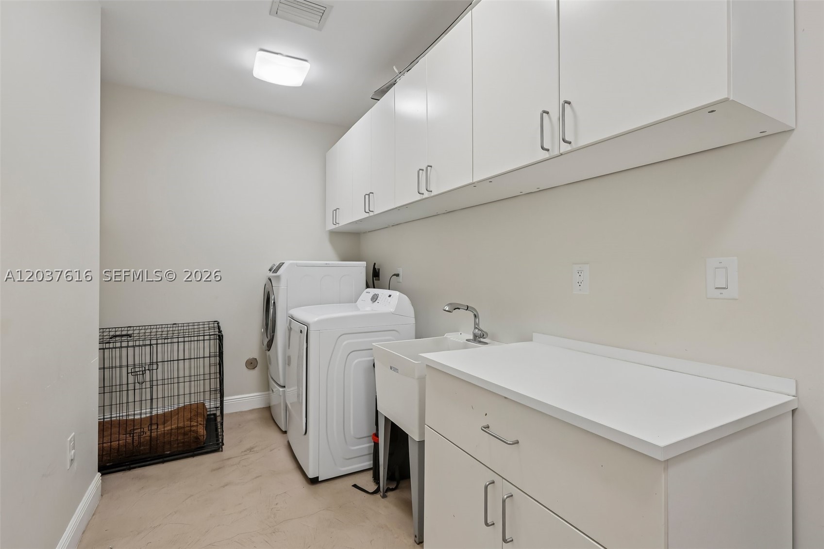 1140 NE 87th St Miami, FL 33138