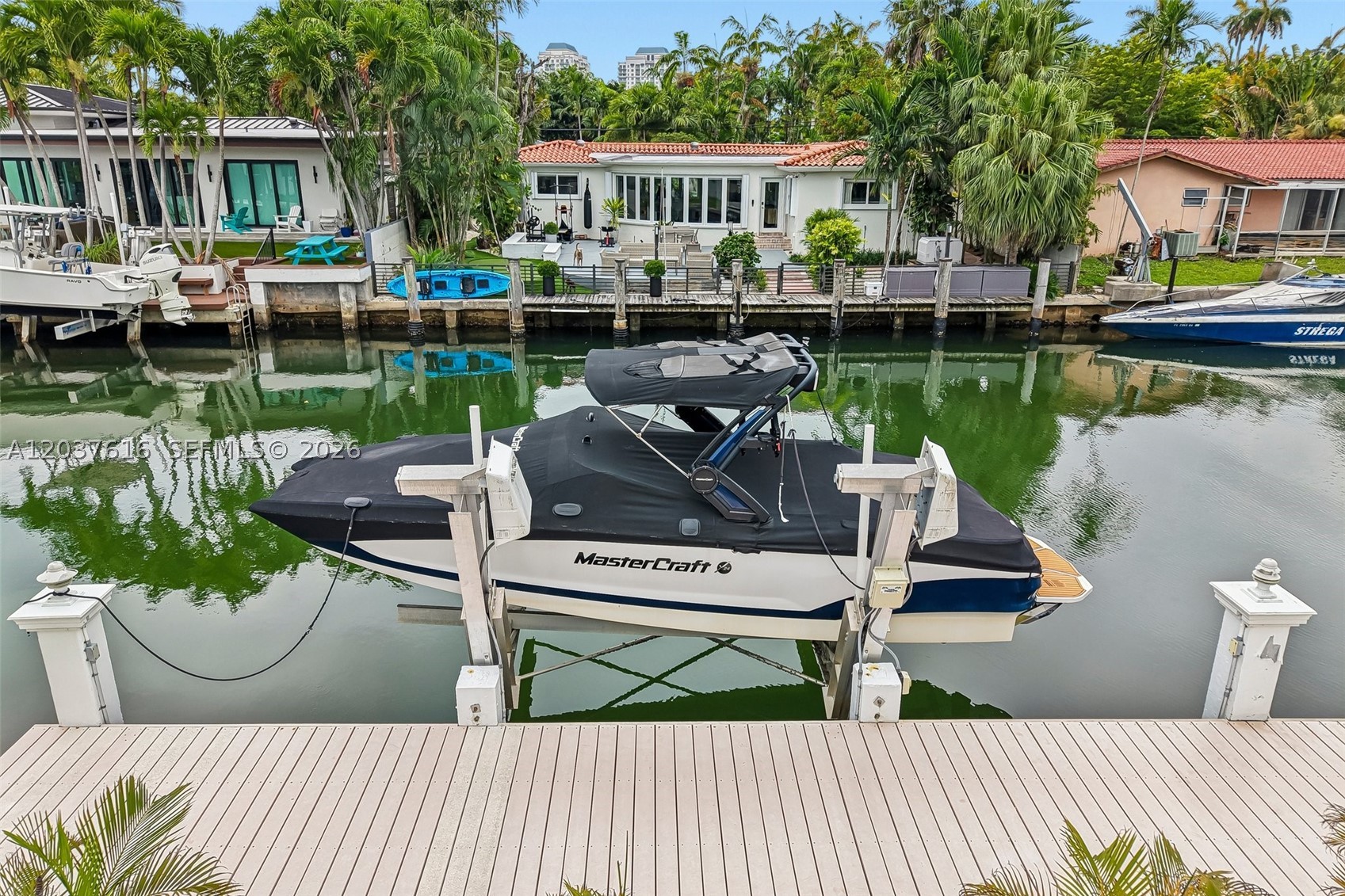 1140 NE 87th St Miami, FL 33138
