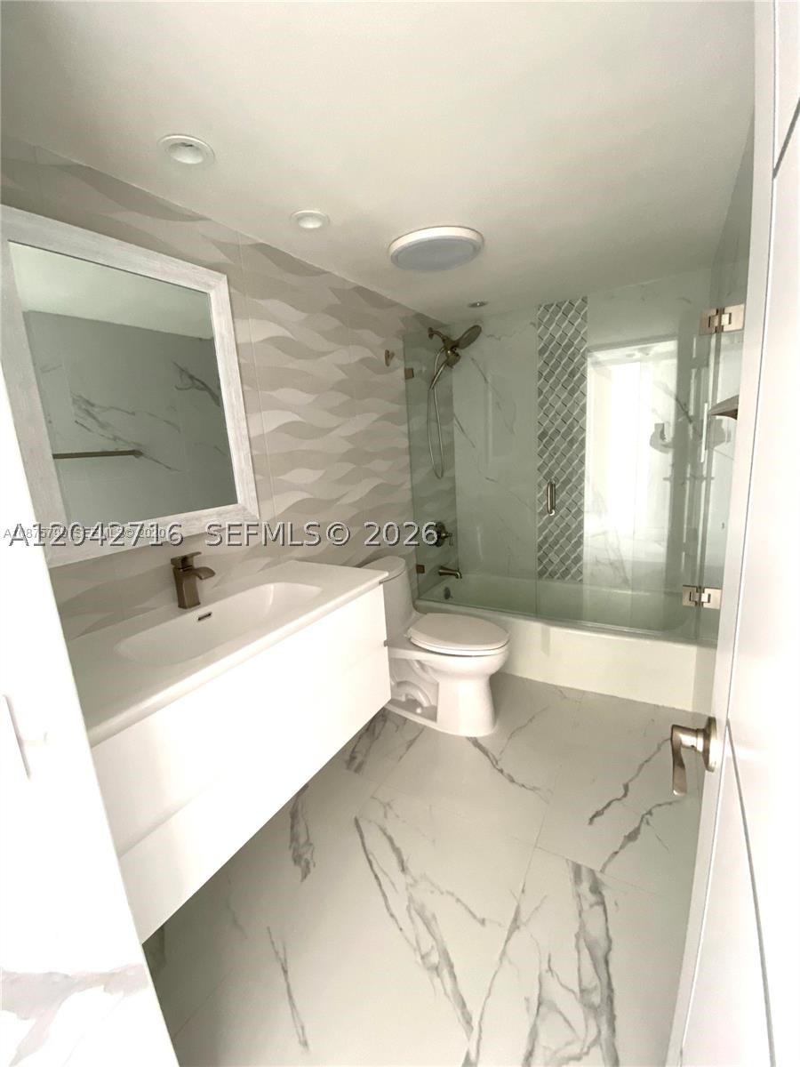 4280 Galt Ocean Dr #15B Fort Lauderdale, FL 33308