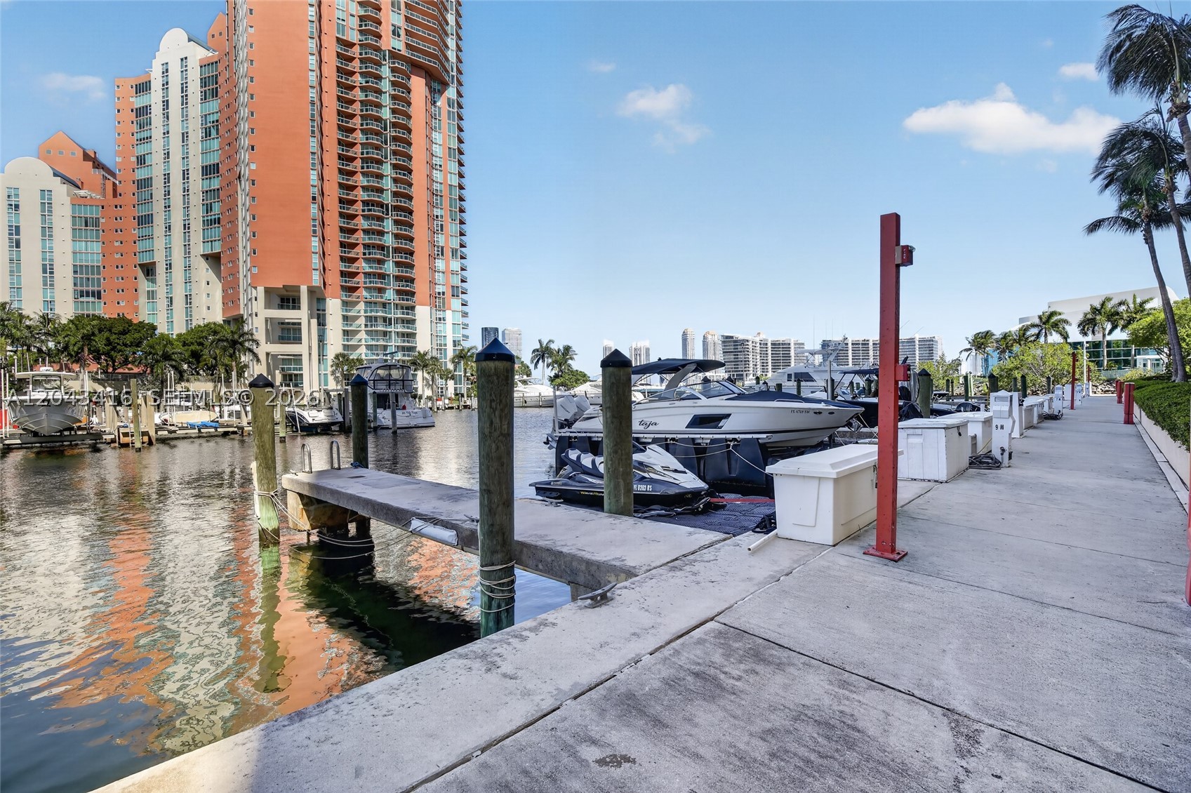 image Aventura Marina 260