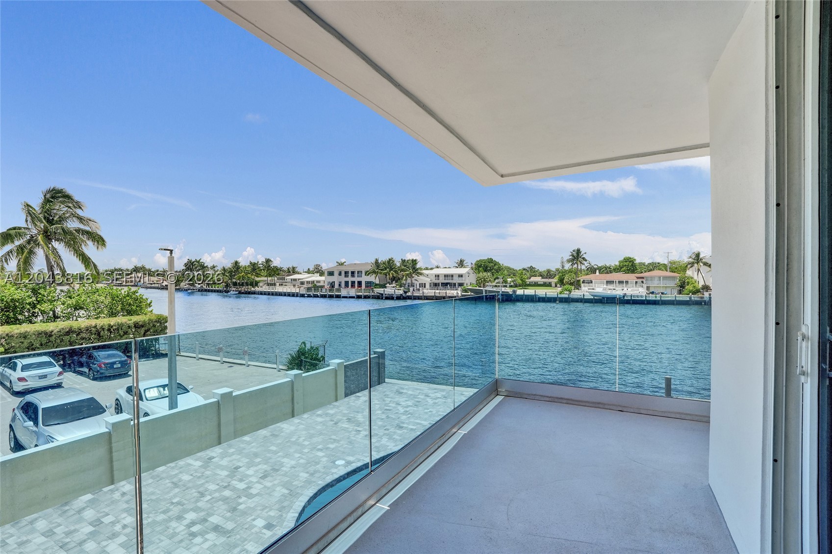 2639 N Riverside Dr #206 Pompano Beach, FL 33062